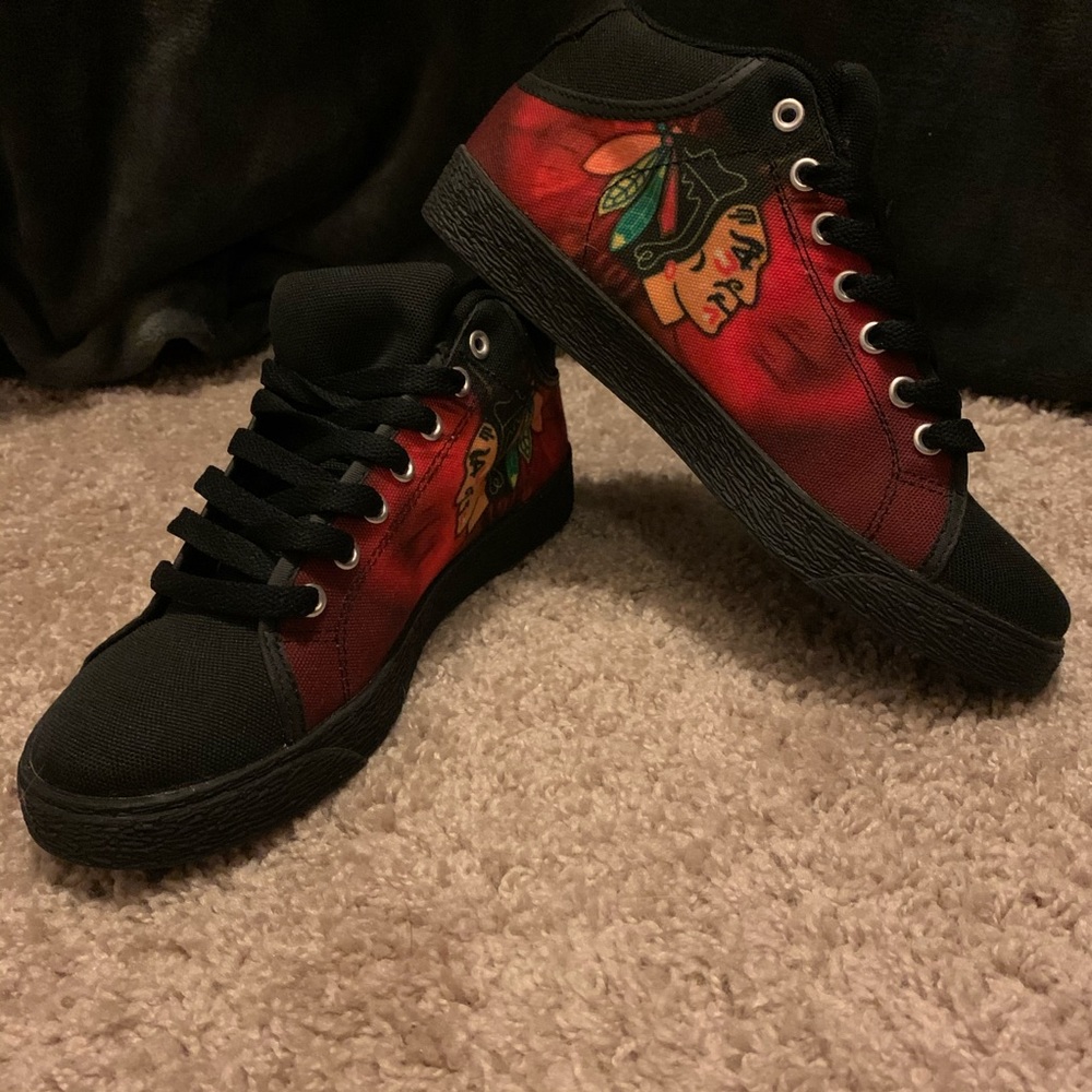 Chicago Black Hawks shoes